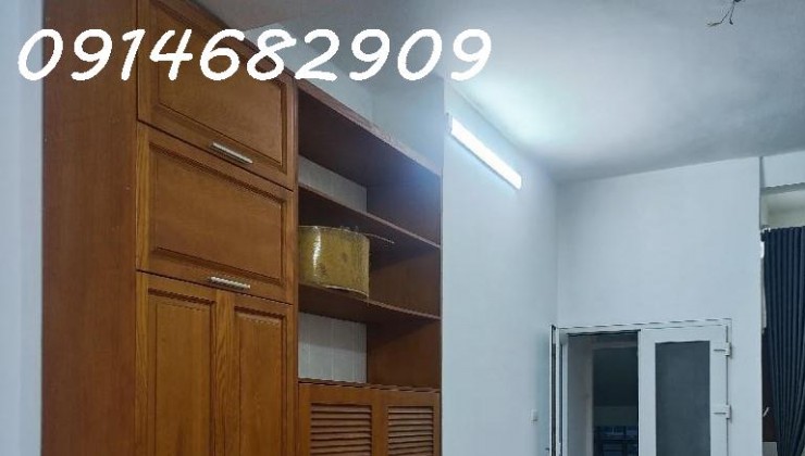 BÁN CĂN CHUNG CƯ PHỐ LÊ VĂN LƯƠNG 70M2, 2 NGỦ, FULL NỘI THẤT, CÓ SLOT GỬI Ô TÔ, HƠN 3 TỶ